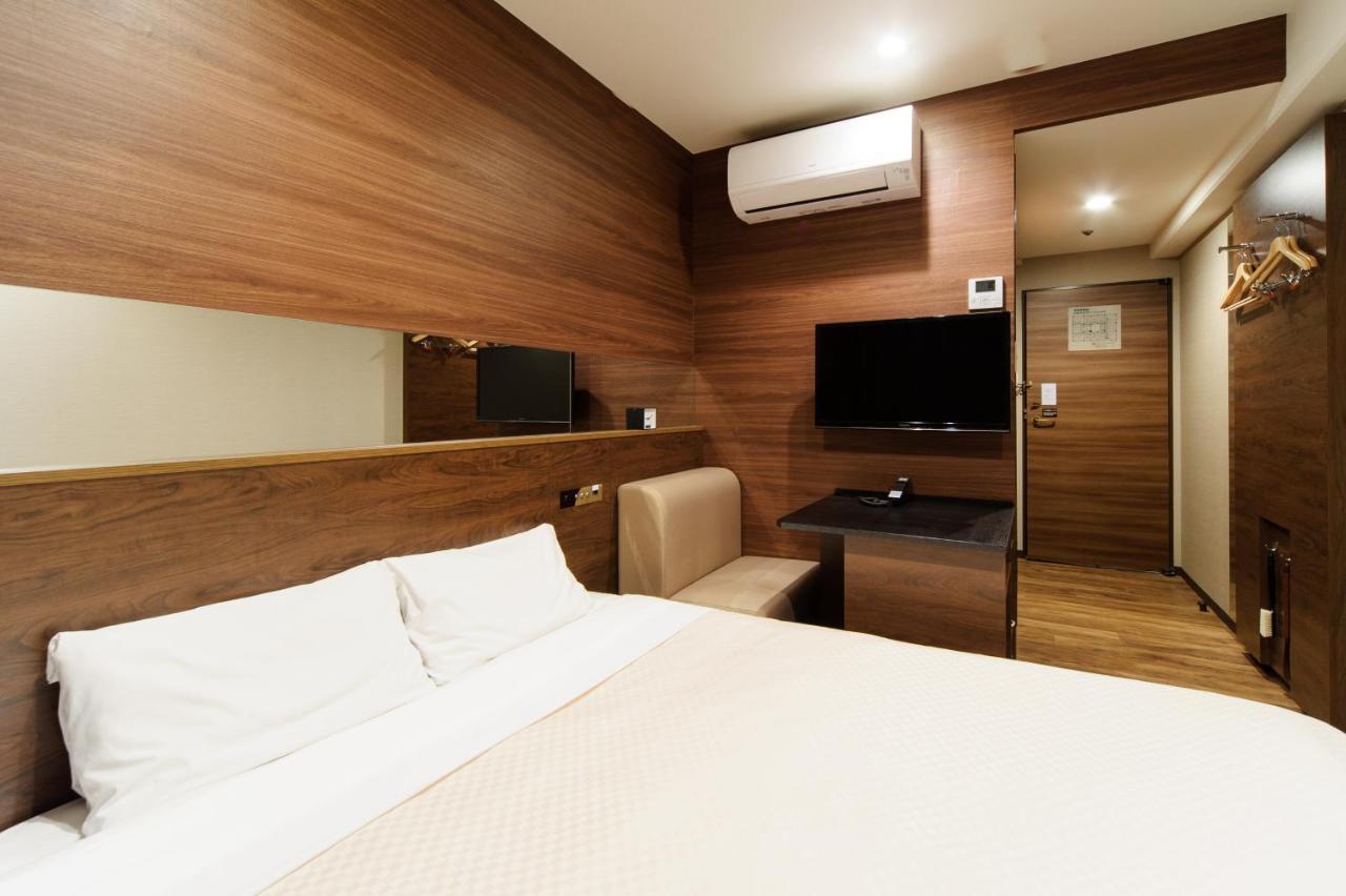 Osaka Fujiya Hotel Екстериор снимка