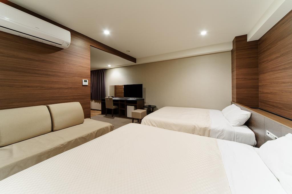 Osaka Fujiya Hotel Екстериор снимка
