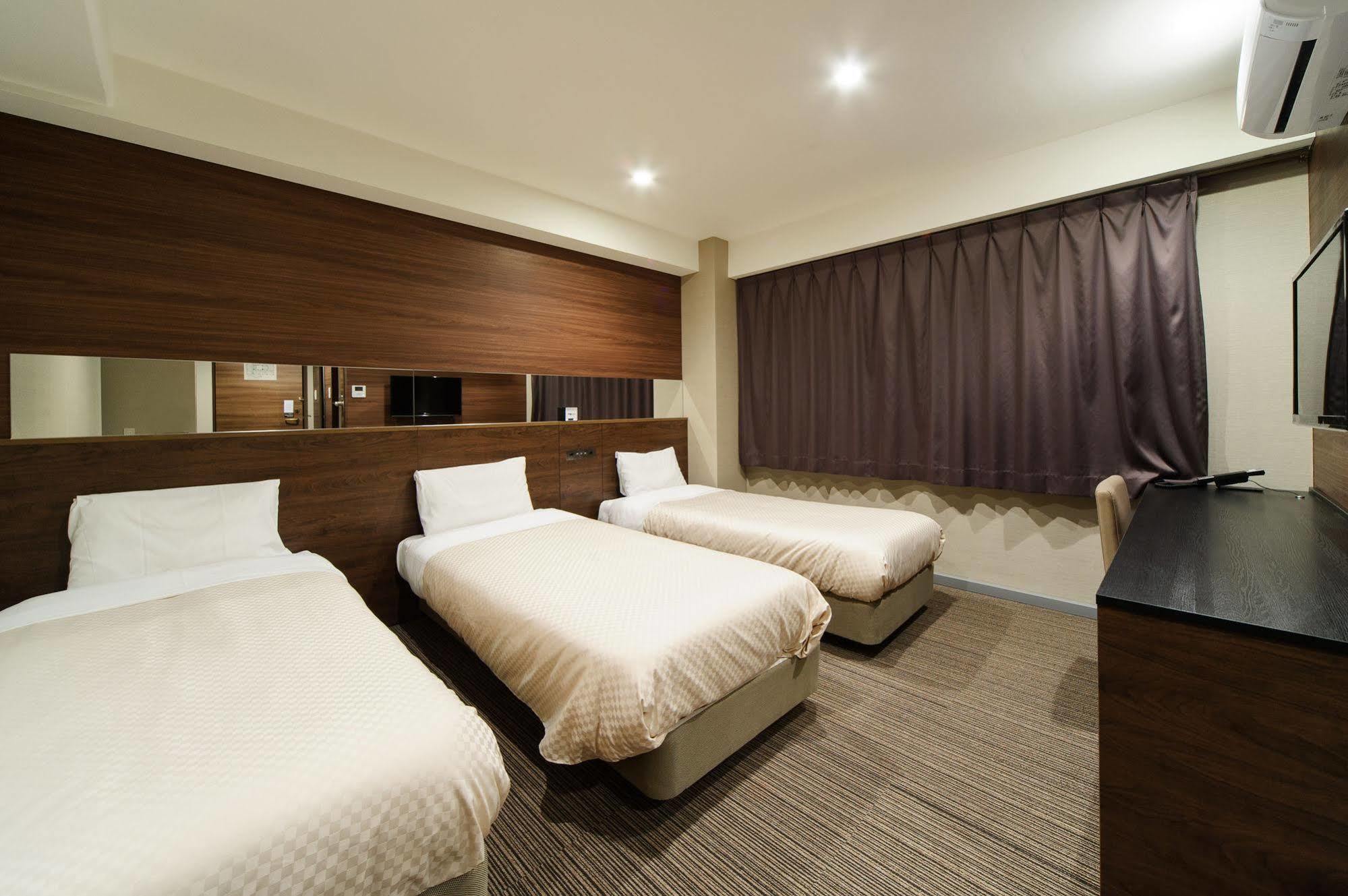Osaka Fujiya Hotel Екстериор снимка
